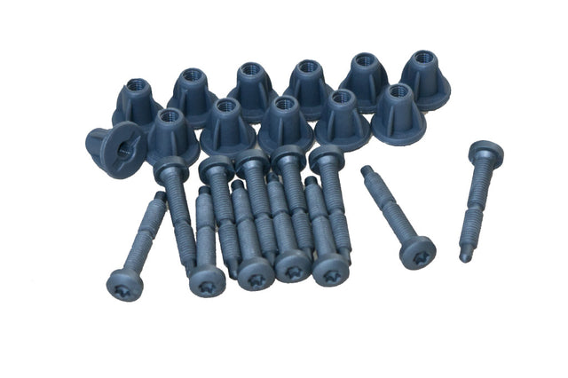 12 plastic moeren & schroeven van Silencer.